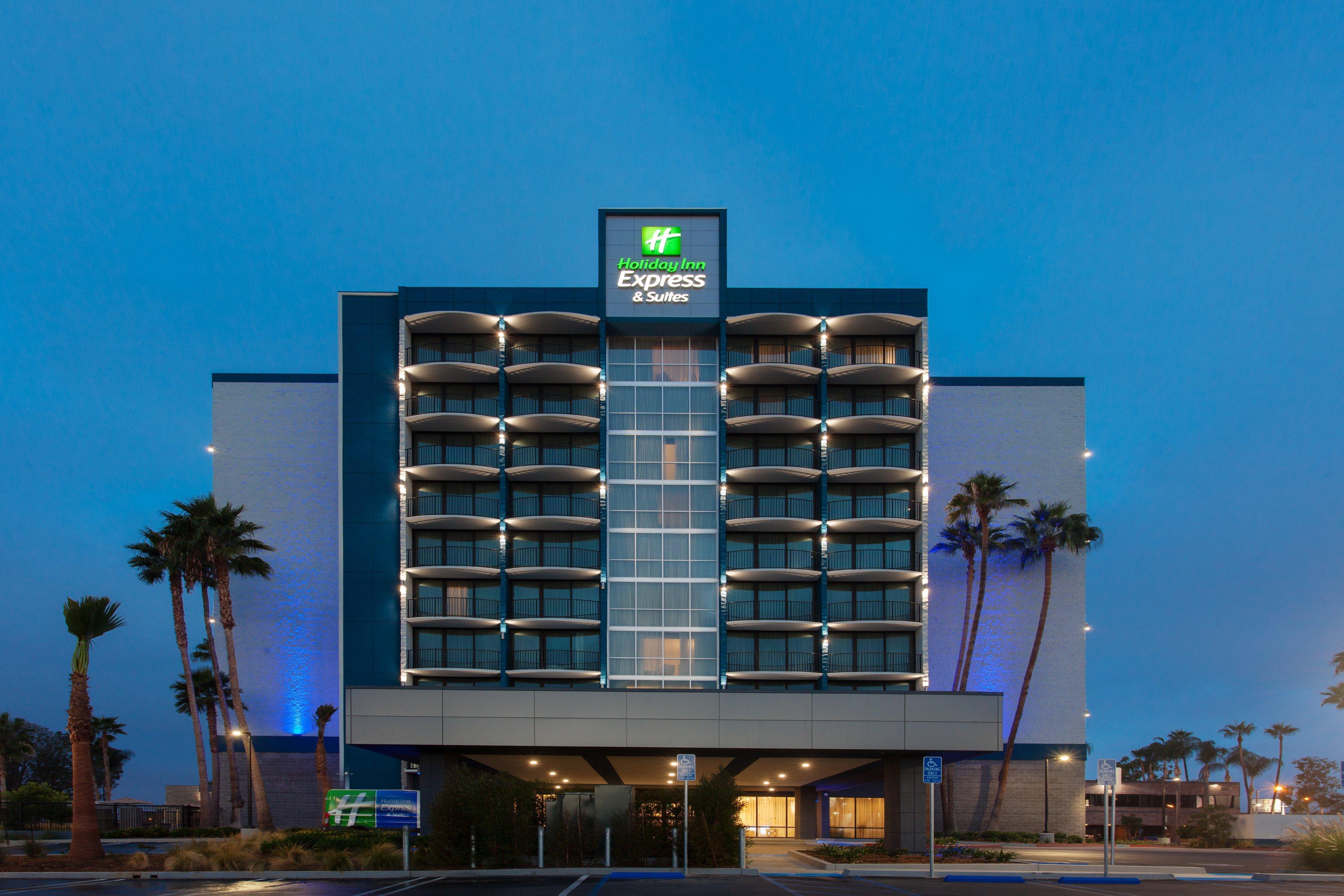 Holiday Inn Express & Suites Santa Ana - Orange County By Ihg Kültér fotó